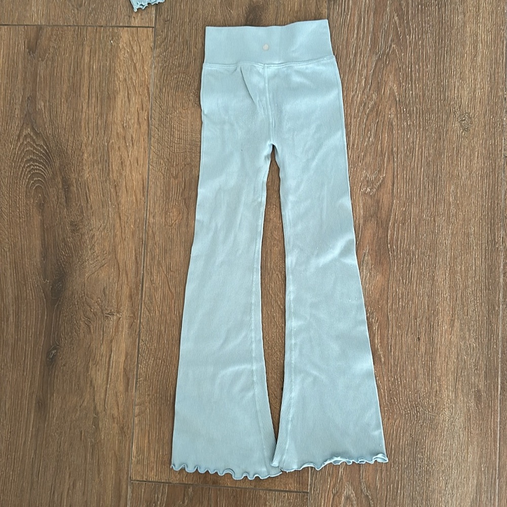 Light Blue Ribbed Two-Piece Set - Picture 5 of 8